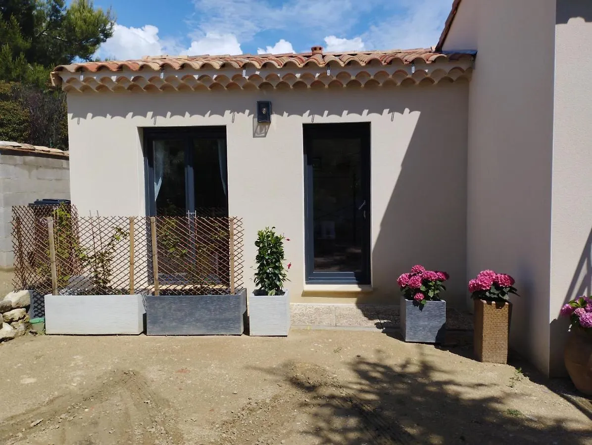 Holiday home Studio De Charme En Provence Villa Caromb